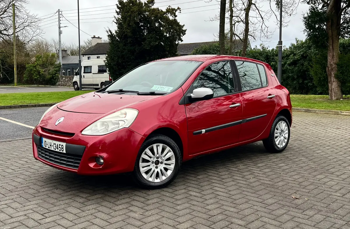 Renault Clio 2010 1.2 Petrol new nct 11/26 tax - Image 1