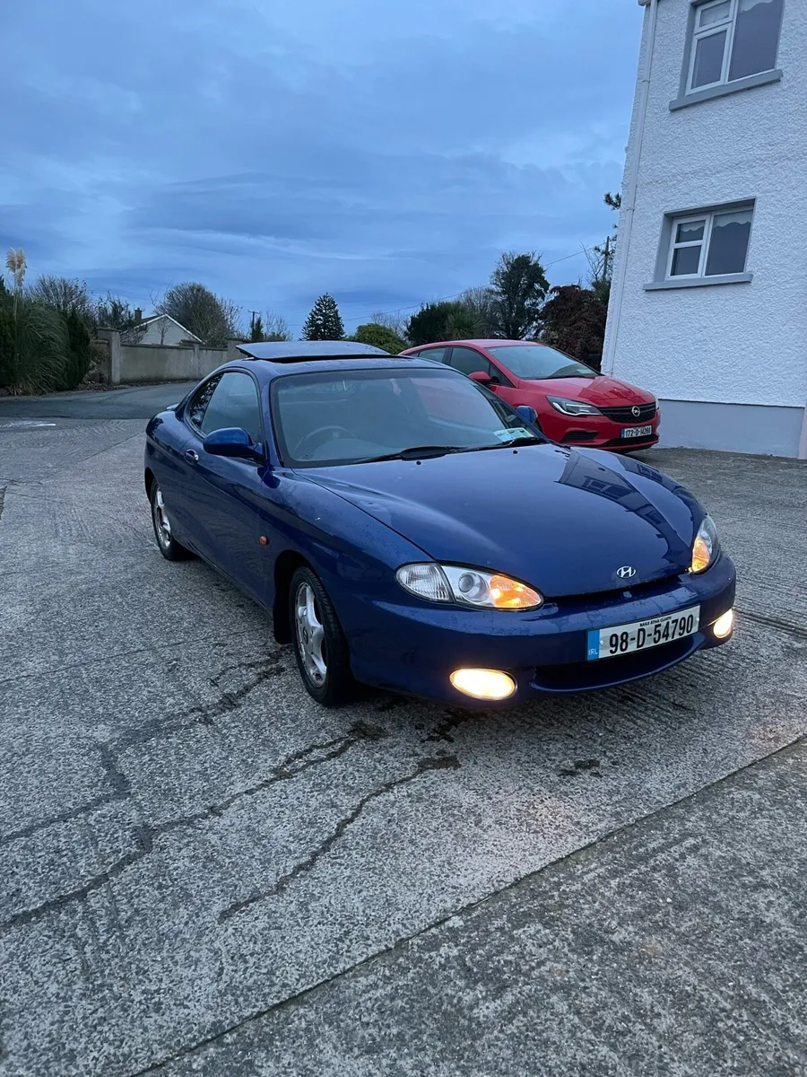 1998 Hyundai Coupe - Image 1