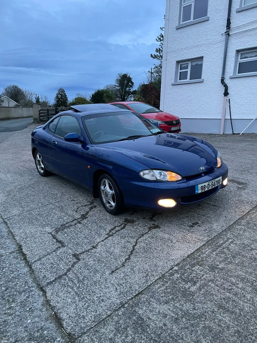 1998 Hyundai Coupe - Image 3