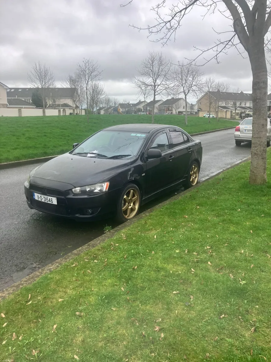 Mitsubishi lancer - Image 2
