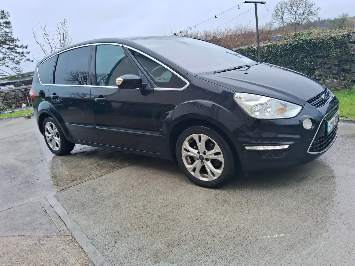 Ford S-Max 2012 - Image 1