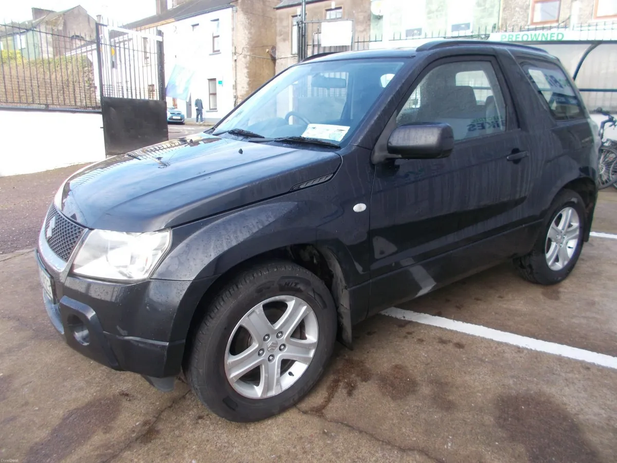 Suzuki Grand Vitara - Just €1,750 - No NCT - Image 3