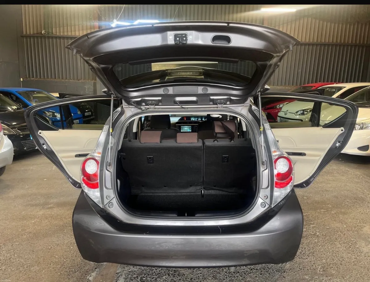 Toyota Aqua 2013 - Image 3