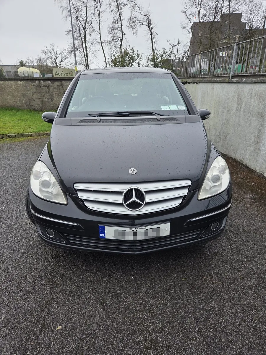 2008 Mercedes B150 (Read Description) - Image 1