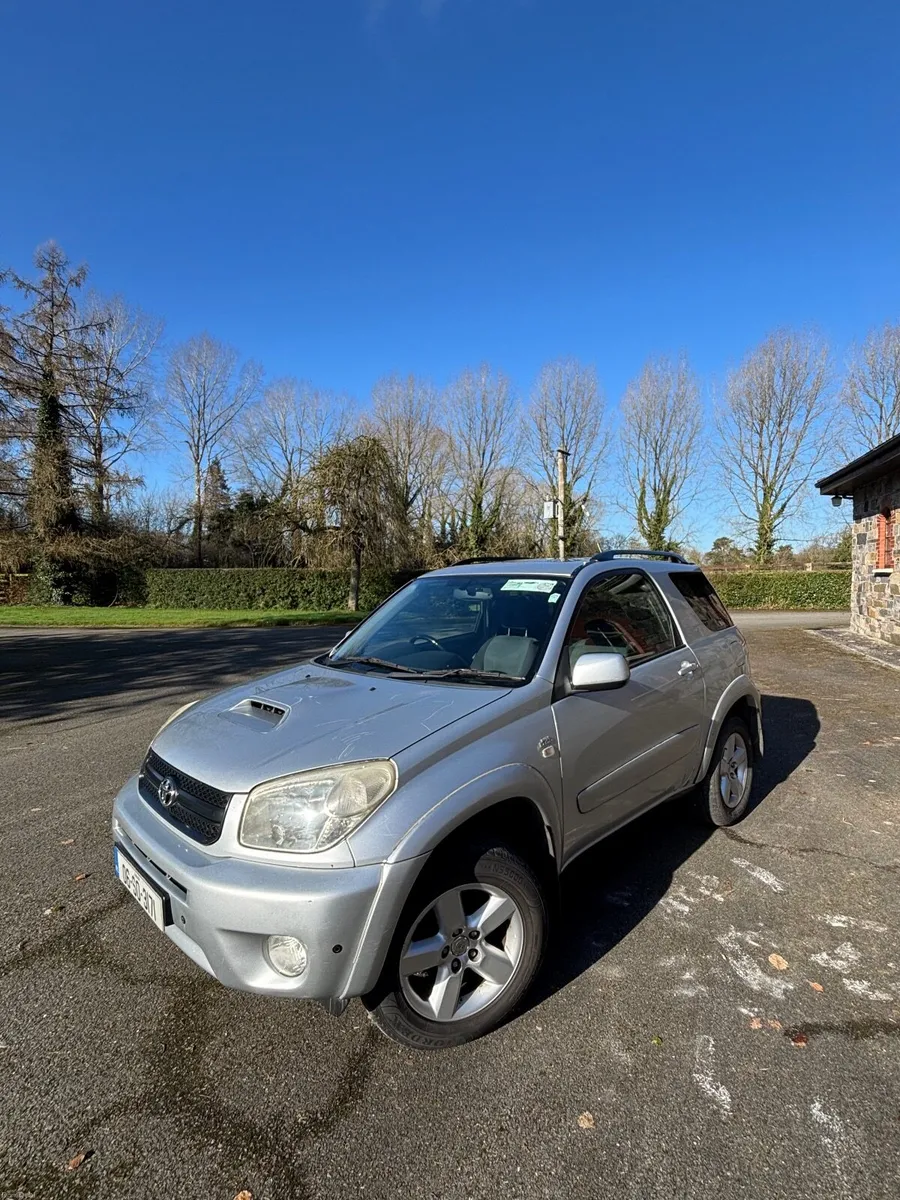 Toyota RAV4 - Image 2