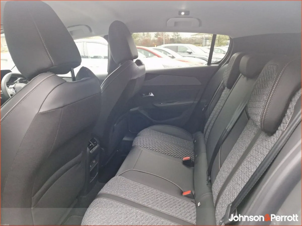 Peugeot 308 **ORDER YOUR NEW PEUGEOT 308 TODAY** - Image 5