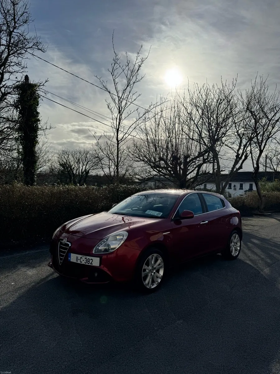2011 Alpha Romeo Giulietta - Image 4