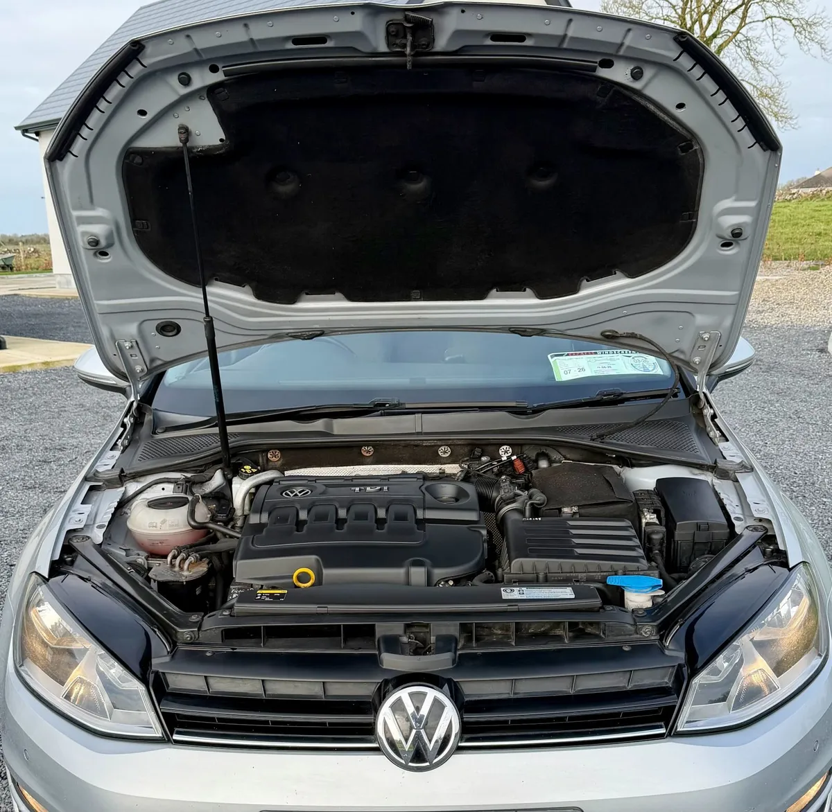 2016 Volkswagen Golf Comfortline 1.6TDI. - Image 2