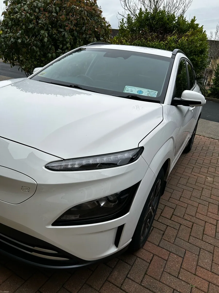Hyundai Kona 64kwh premium - Image 2