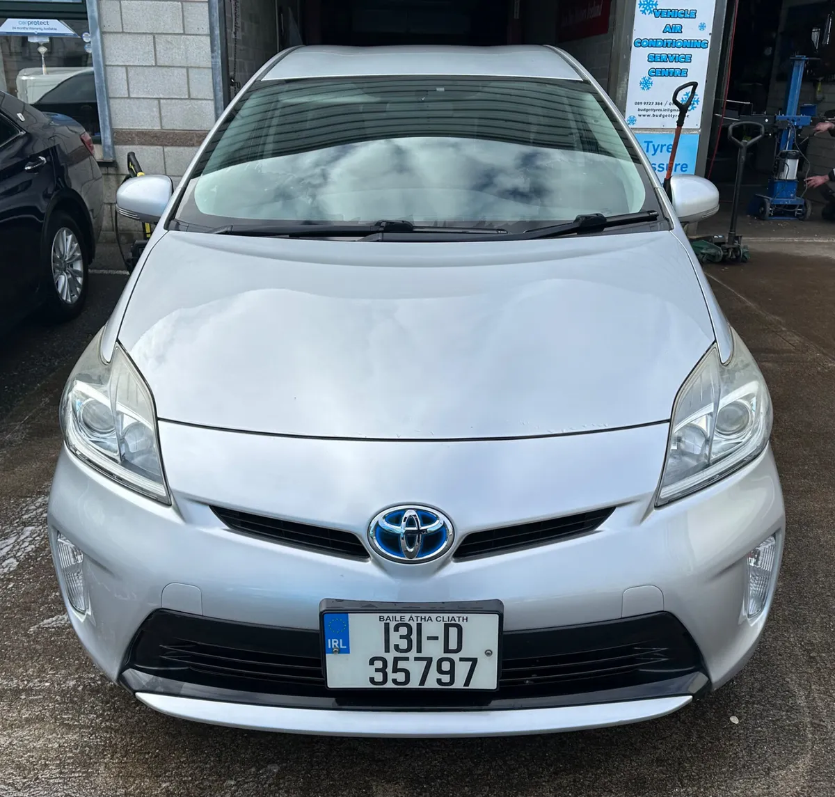 Automatic Toyota Prius 2013 new nct - Image 3