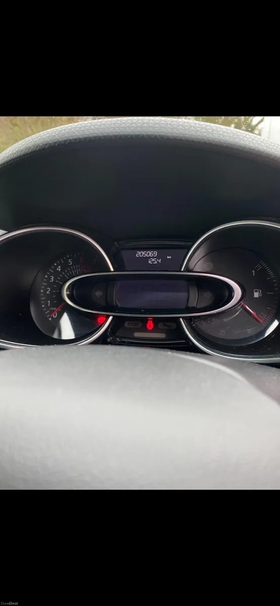 2017 Renault Clio - Image 4