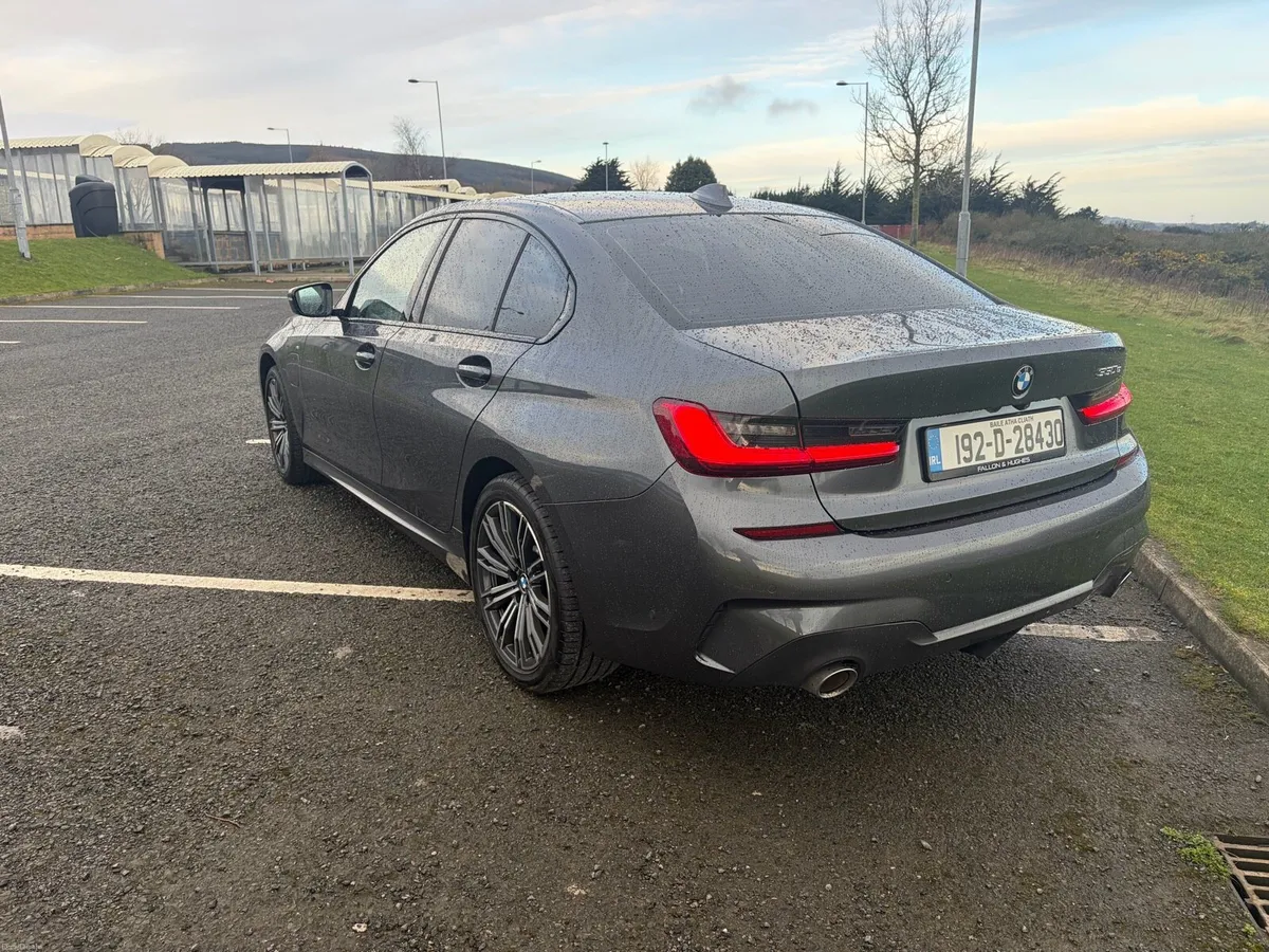 Bmw 330E - Image 4