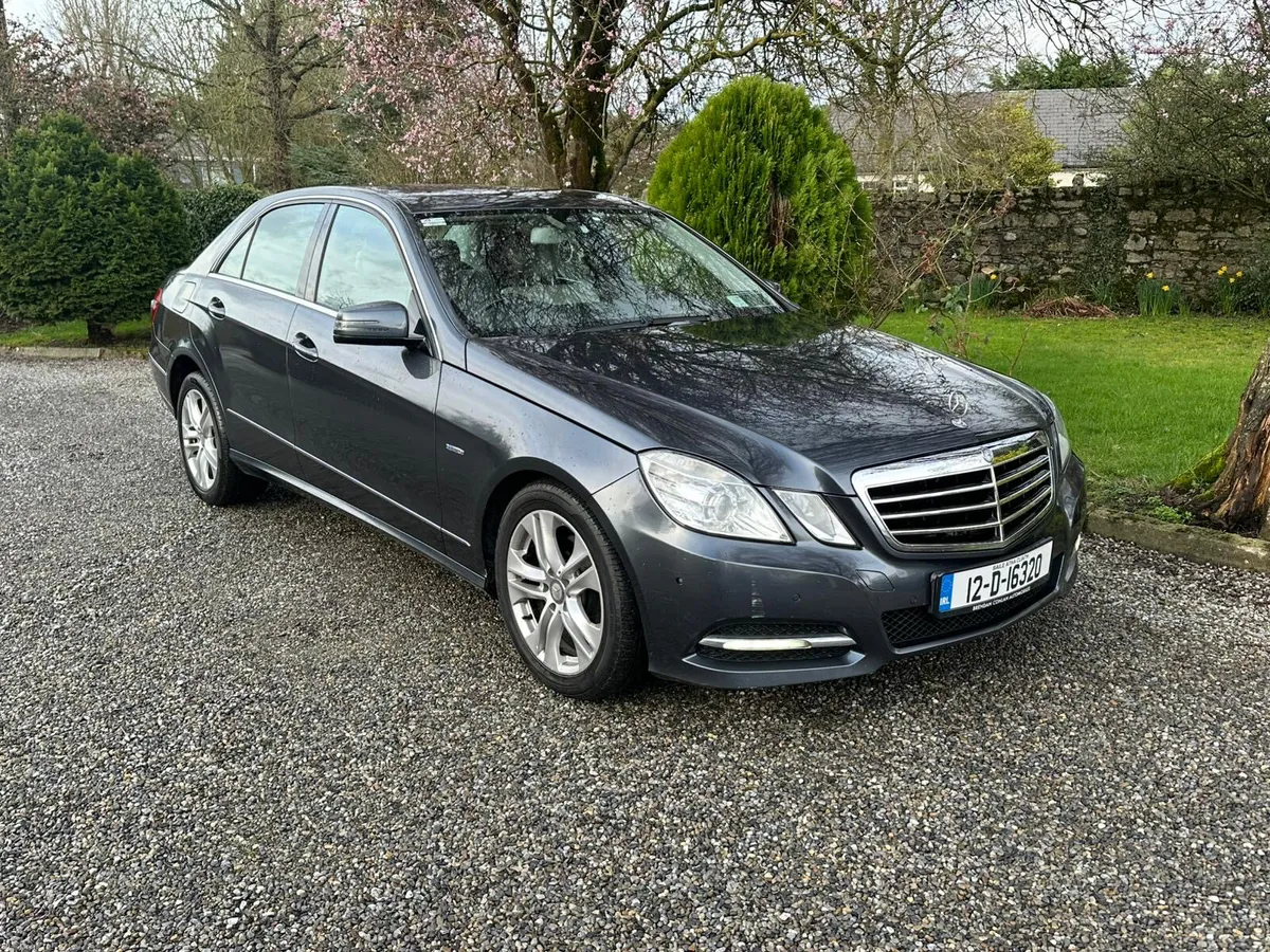 Mercedes-Benz E-Class - Image 2