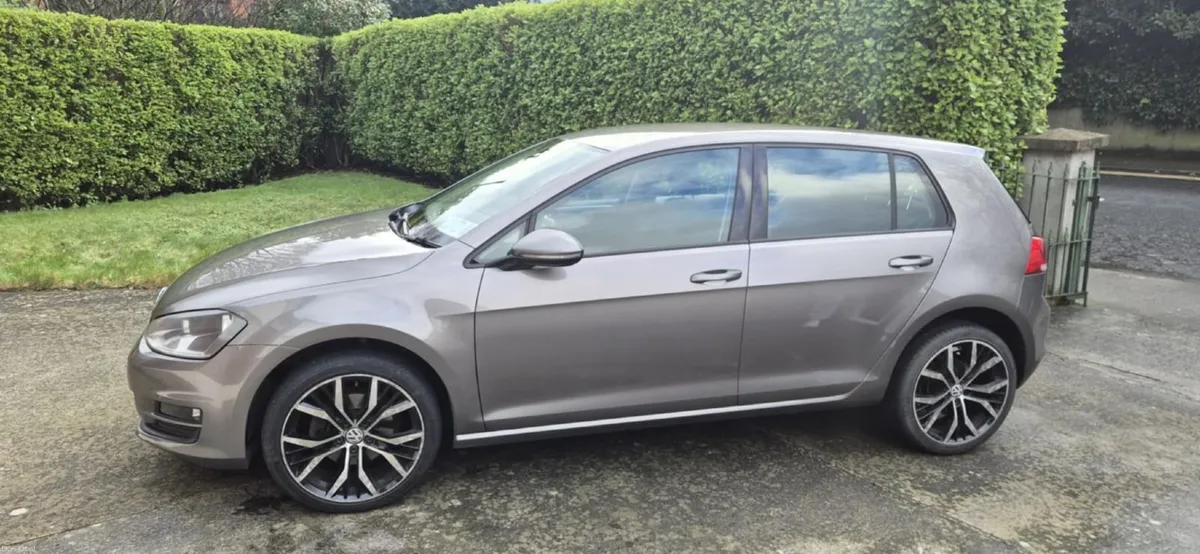 2015 Volkswagen Golf TDI - Image 4