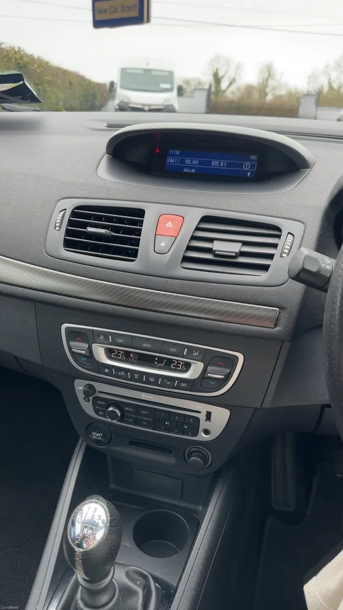 2015 Renault Fluence Ltd Ed 1.5 DCI Low kms - Image 3