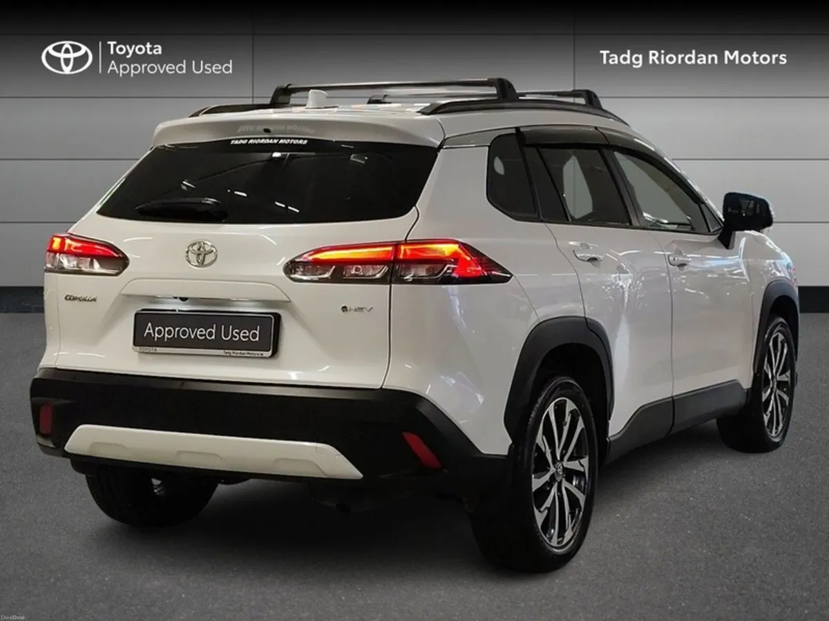 Toyota Corolla Cross 1.8 SPORT - Image 2