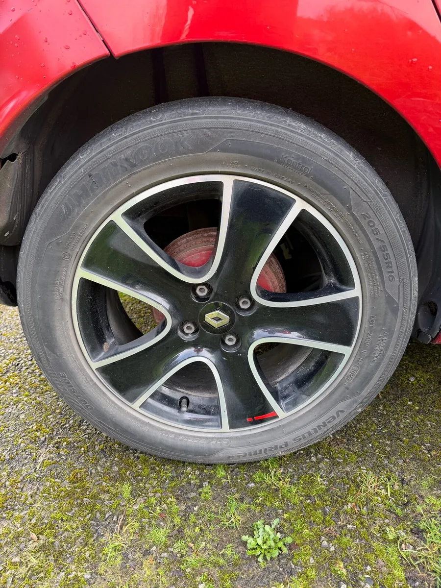 Renault Clio - Image 3