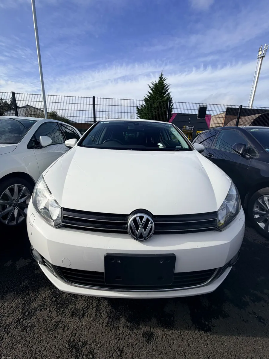 2012 Volkswagen Golf - Image 3