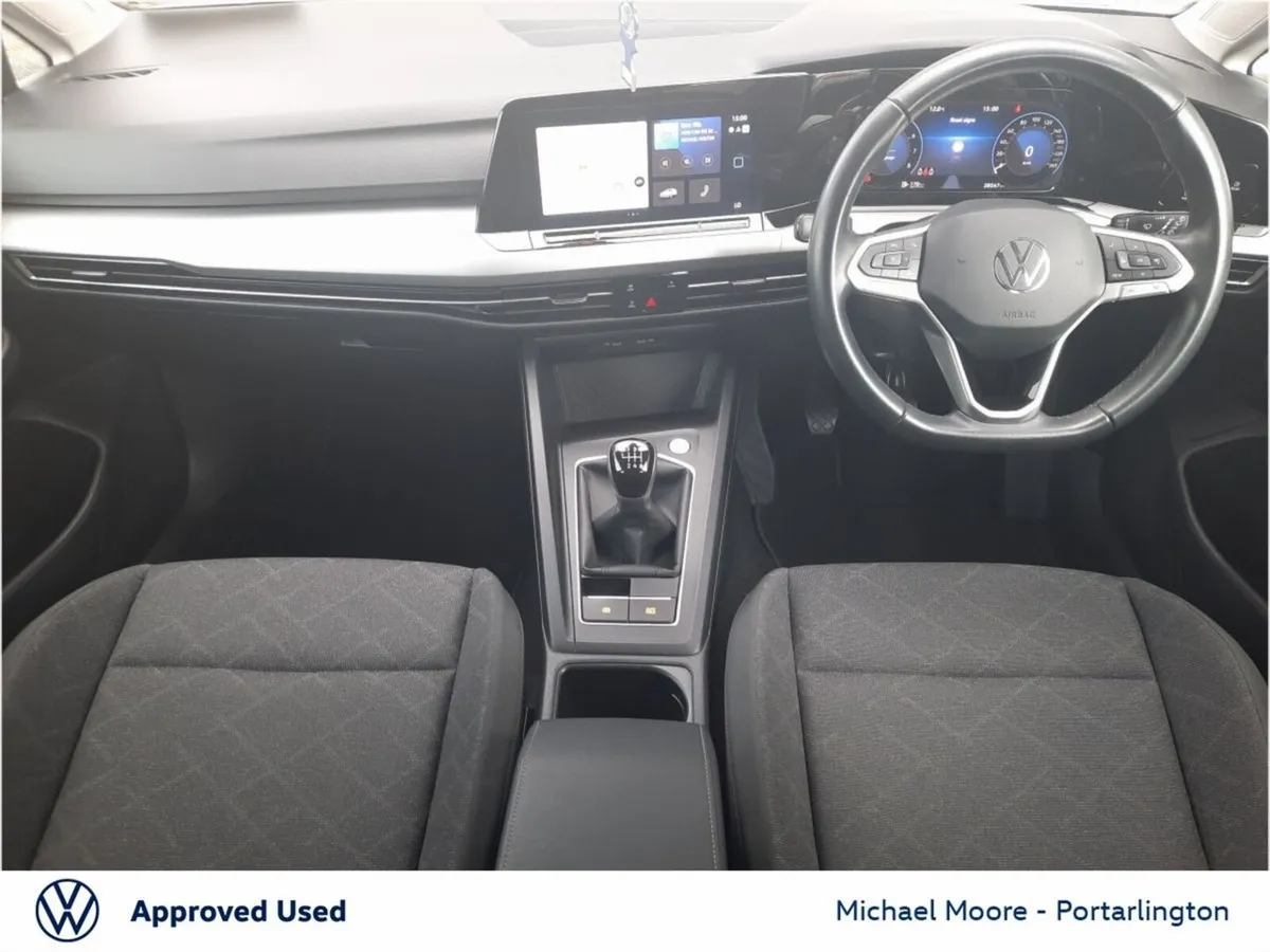 Volkswagen Golf 1.0 TSI 110HP Life - Image 2