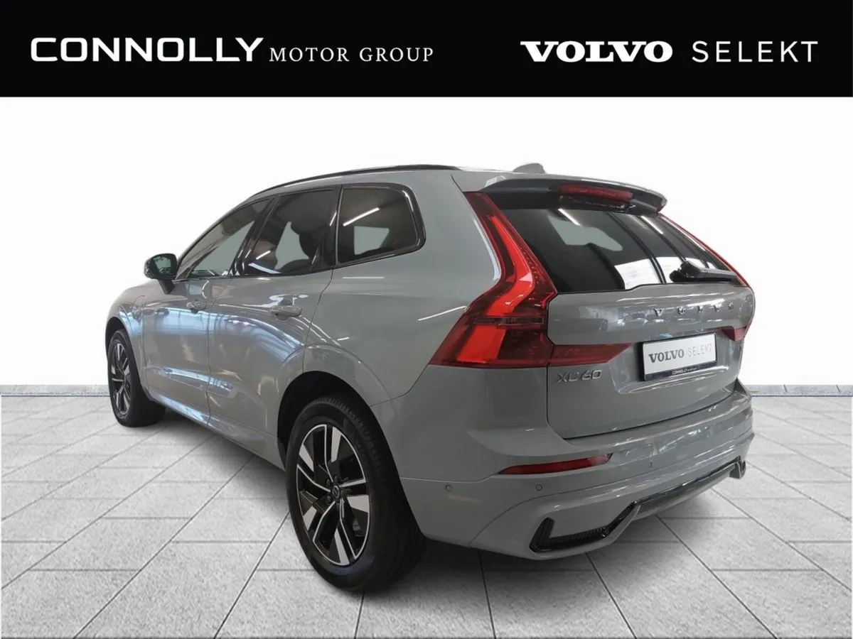 Volvo XC60 Plus T6 PHEV €577pm - Image 4