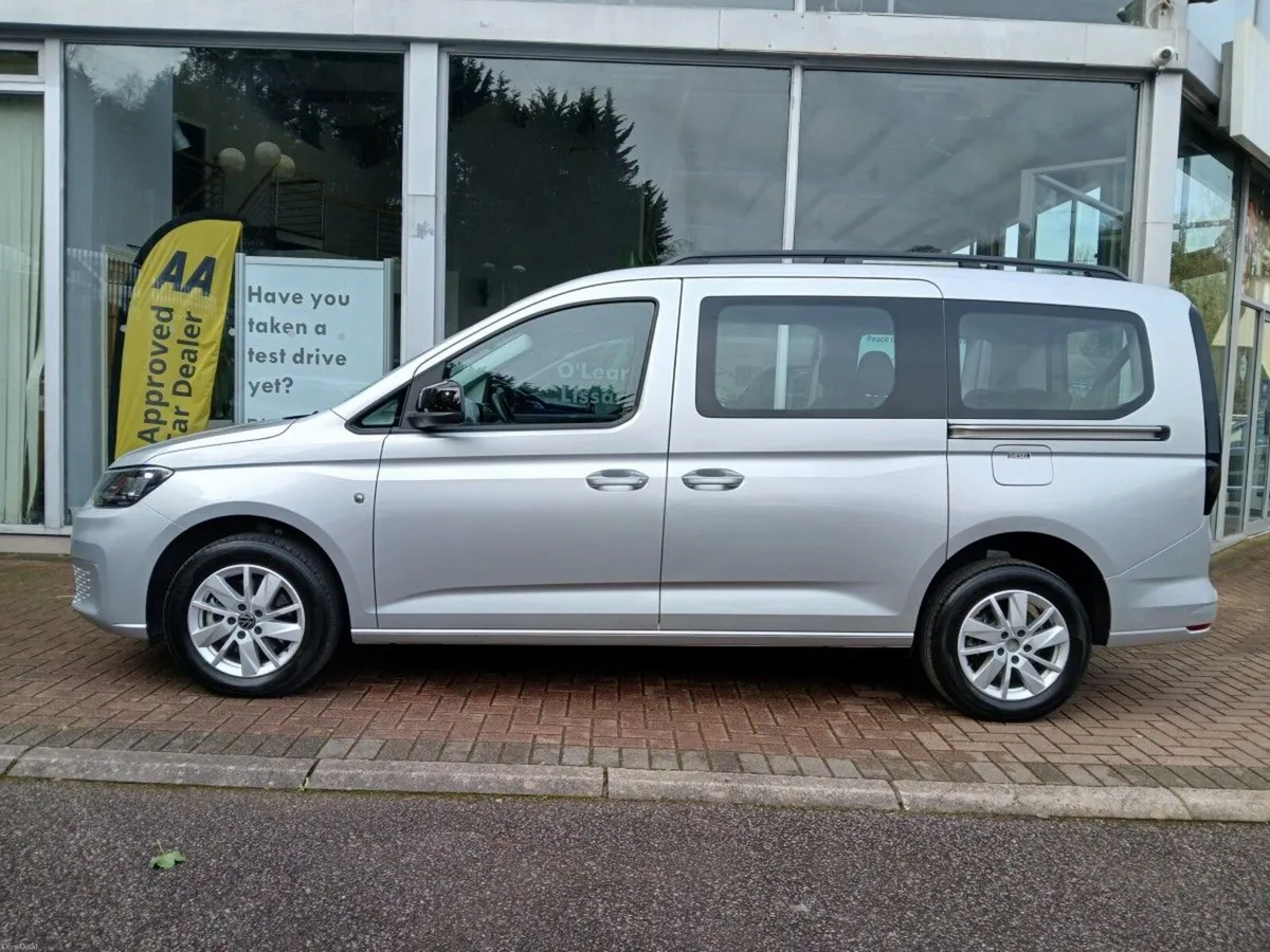 Volkswagen Caddy MAXI LIFE TDI 7 SEATER DSG, SILVE - Image 4