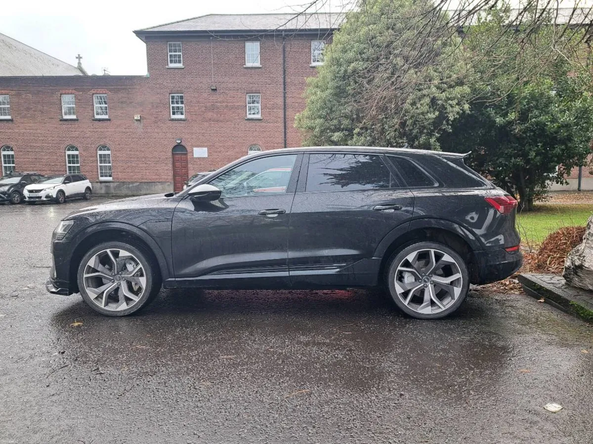 2020 Audi Etron 50 quattro 71kWh 22" Alloys - Image 2