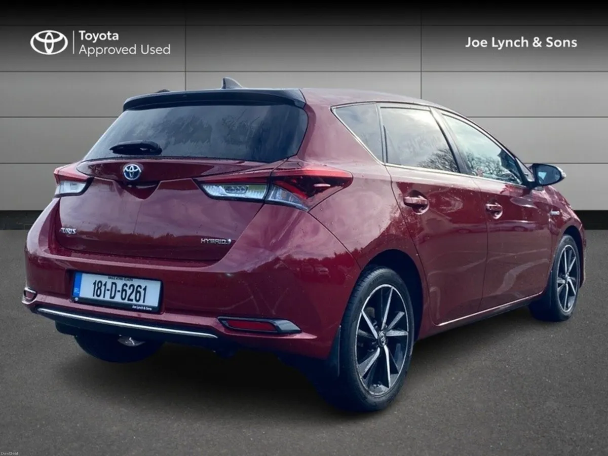 Toyota Auris AURIS HYBRID LUNA SPORT - Image 2