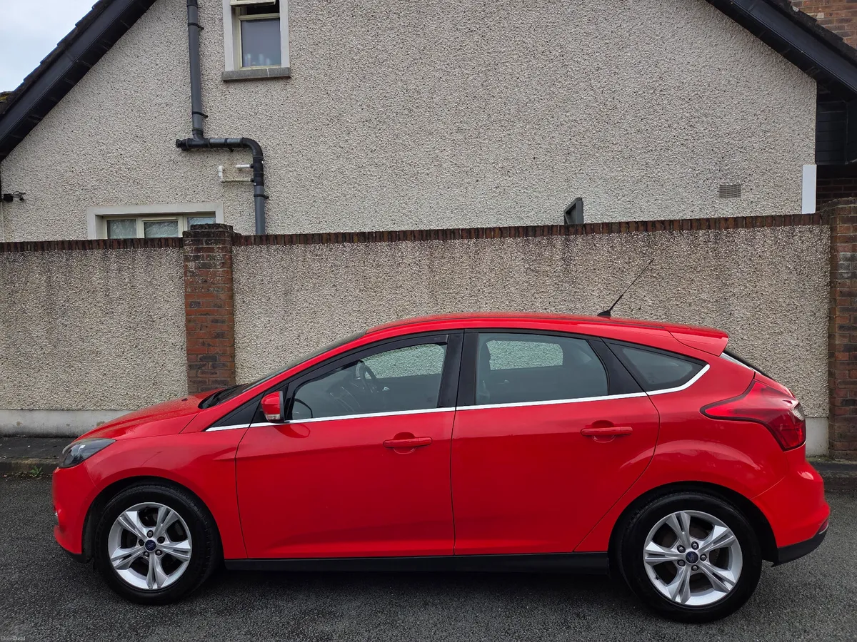 Ford Focus 1.6d Zetec, nct and tax - Image 4