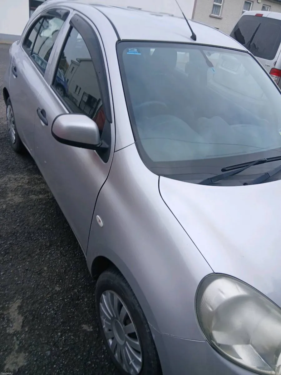 Nissan hatchback - Image 3