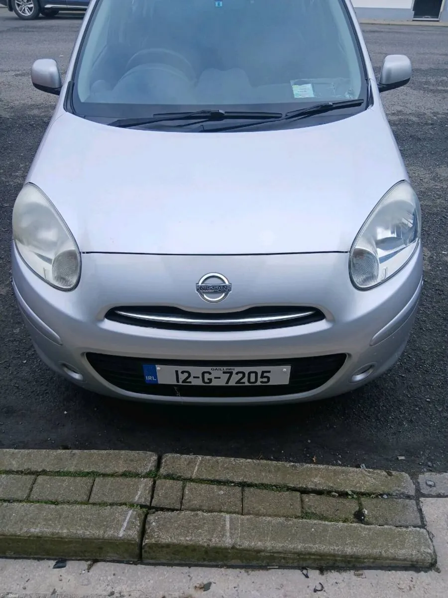 Nissan hatchback - Image 1