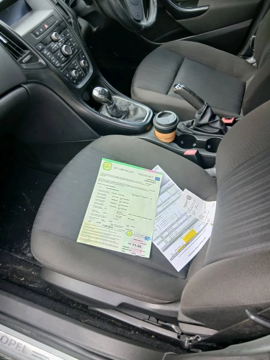 Opel Astra Hatchback - Image 4