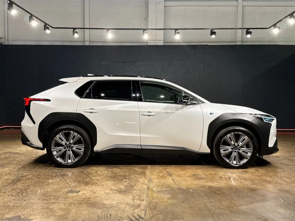 Subaru Solterra TOURING EV - ALL WHEEL DRIVE OFFRO - Image 3