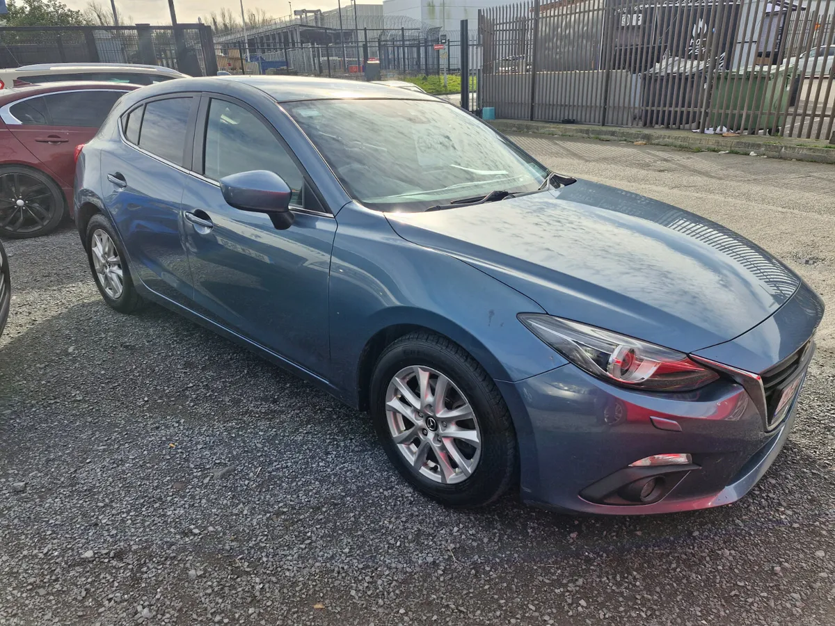 Mazda Mazda3 2015 - Image 3