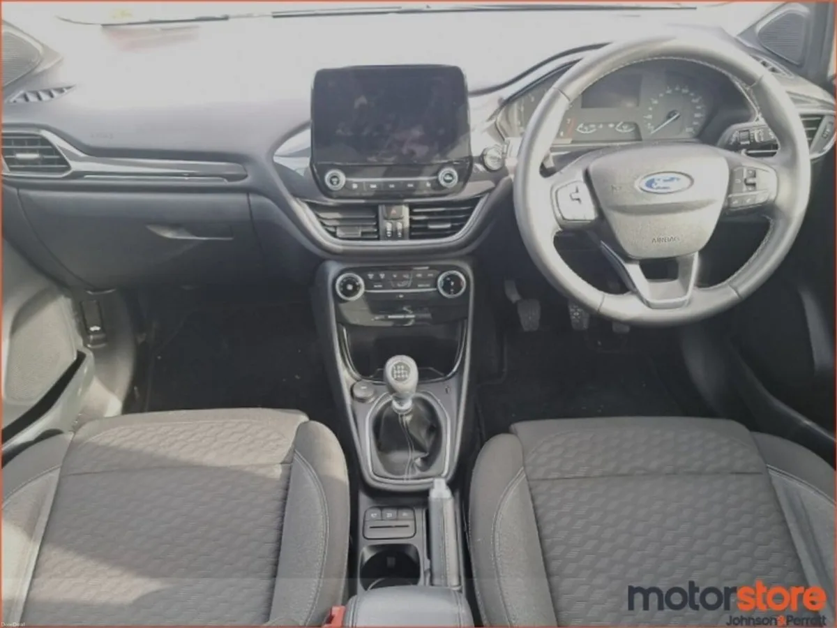 Ford Puma Titanium 125PS As New - Image 4