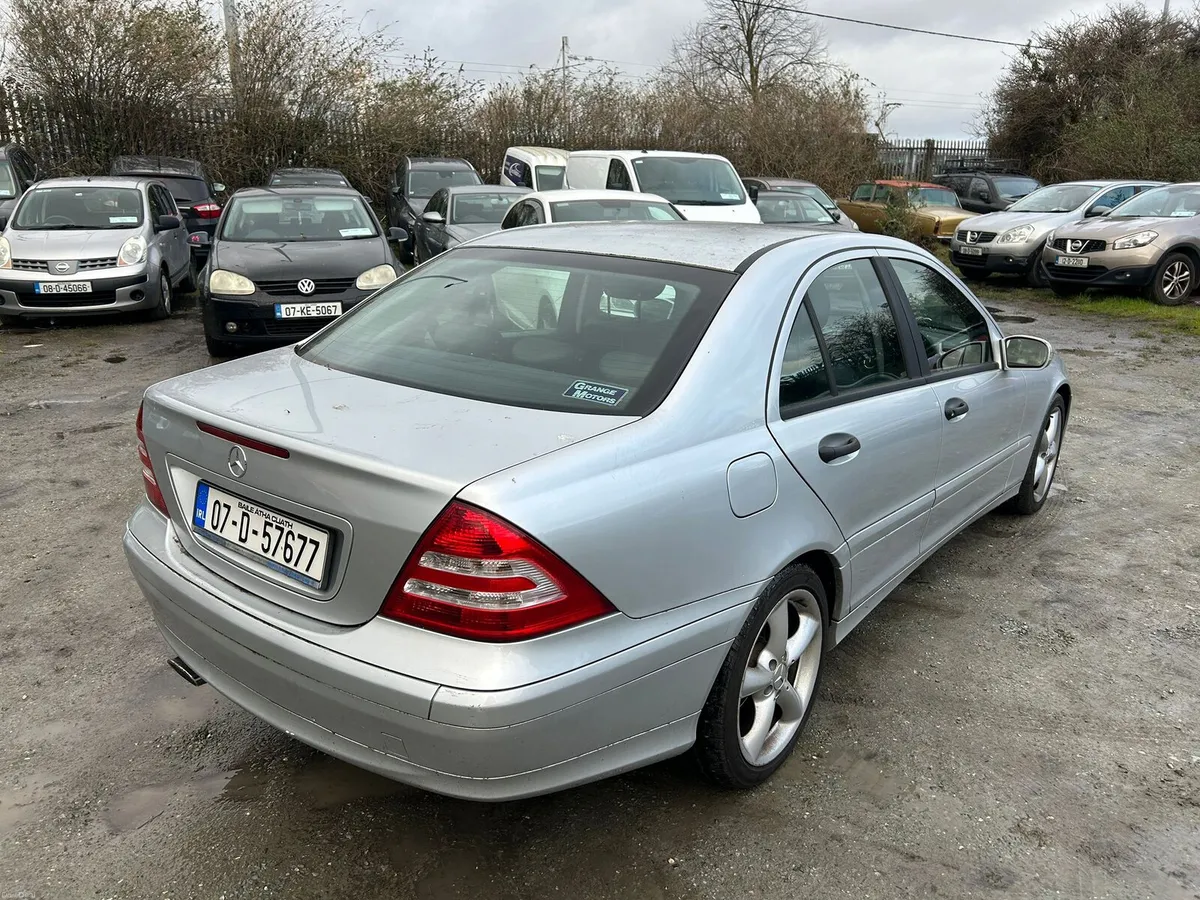 Merc C180 K Auto v low klms - Image 2