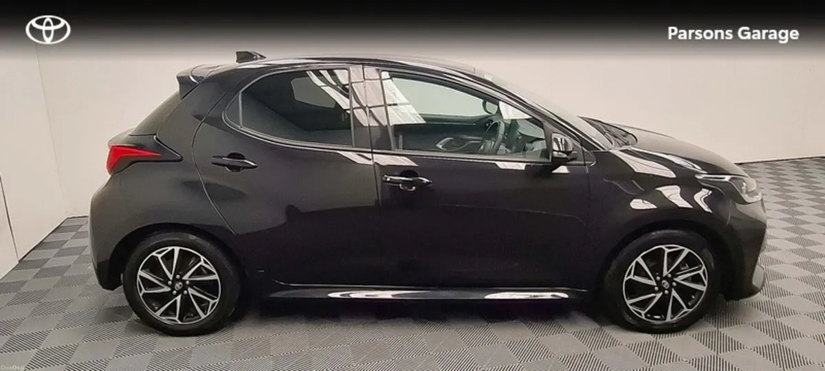 Toyota Yaris 1.5 - Image 3