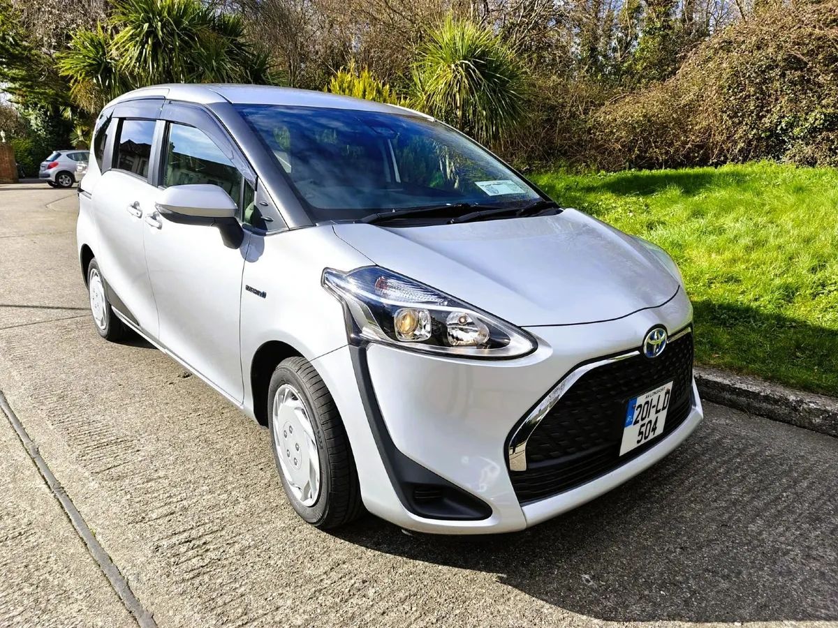 Toyota Sienta 2020 Hybrid 5-seater - Image 1