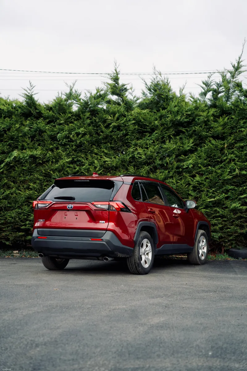 🌟Toyota Rav4 X 2.4 Sports Hybrid 2021🌟 - Image 4