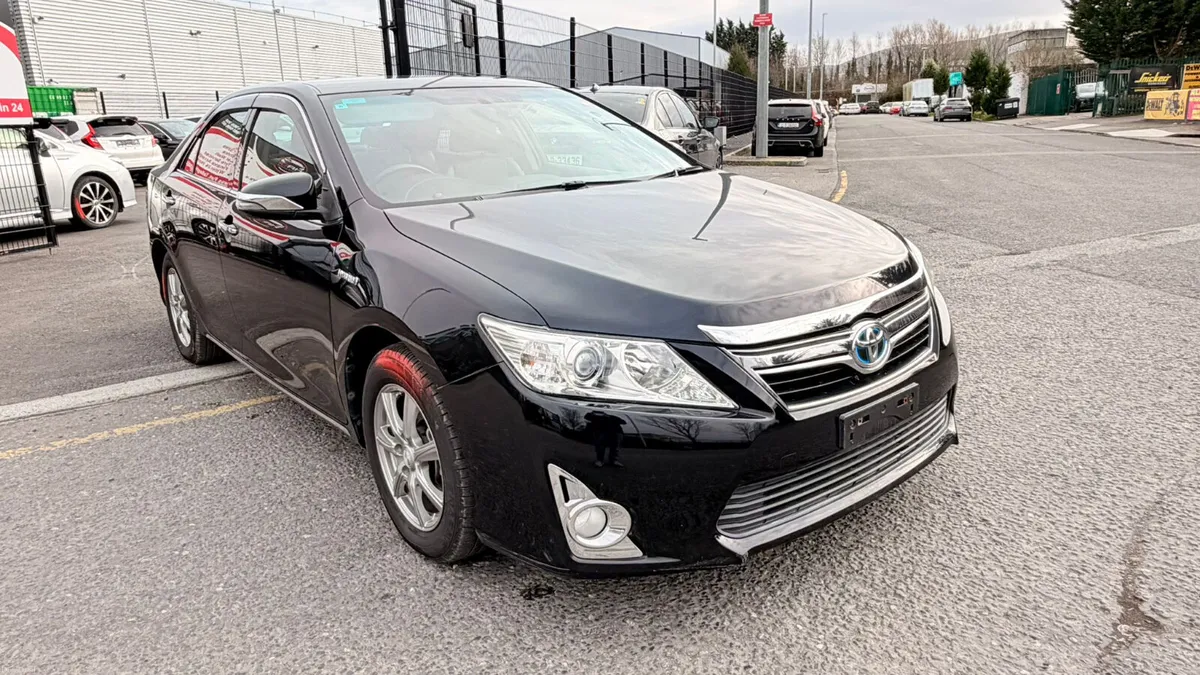Toyota Camry 2013 - Image 3