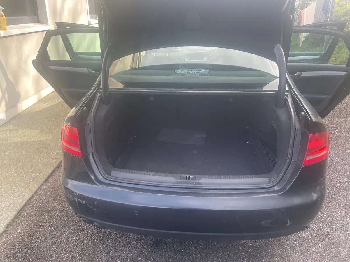 Audi A4 2011 - Image 3
