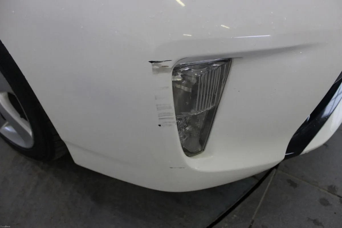 Toyota Prius 1.8 Hybrid DAA-ZVW30 (TENDER 7) - Image 2