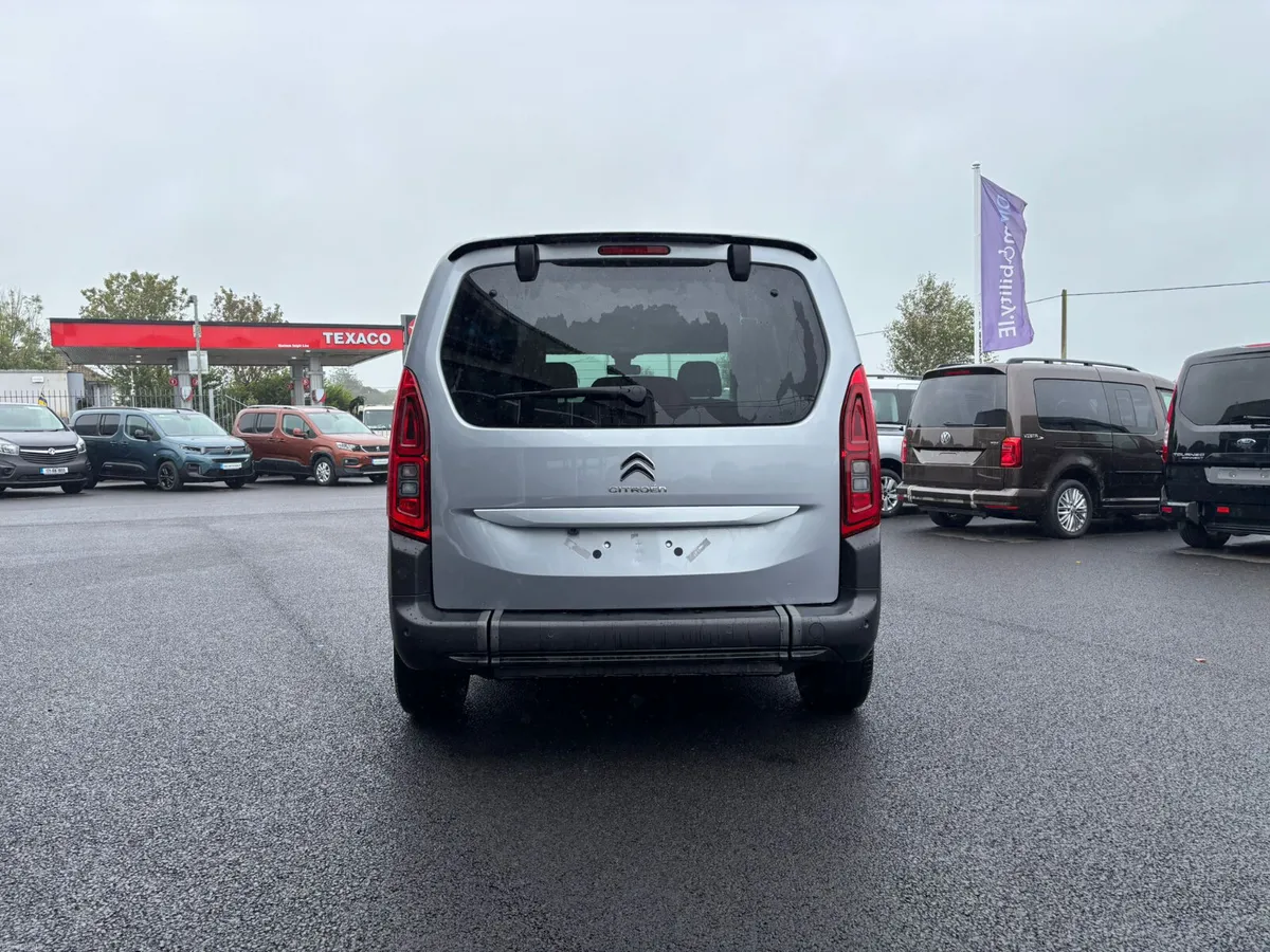 Wheelchair Car - Image 6
