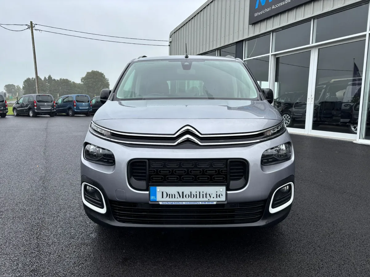 Wheelchair Car - Image 2