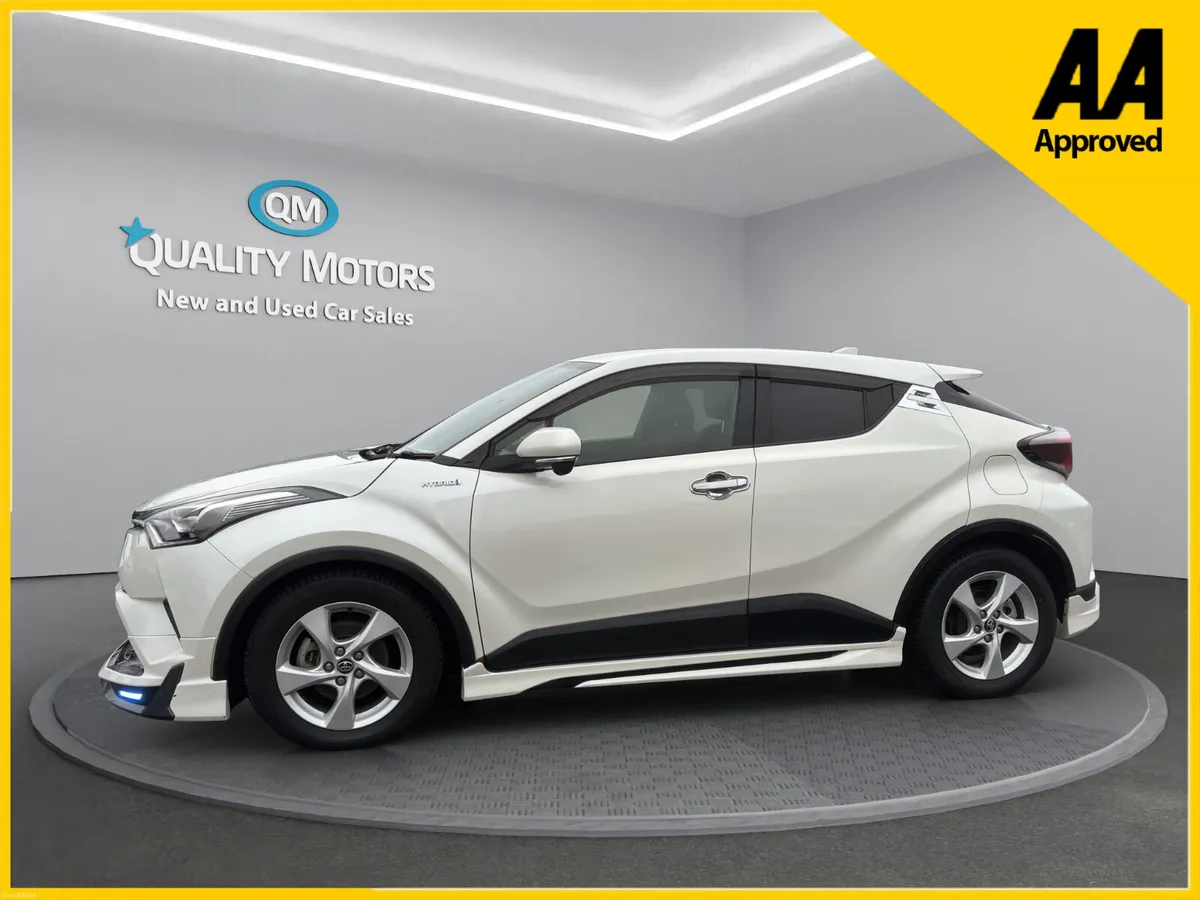 2018 TOYOTA C-HR HYBRID (S28) - Image 4