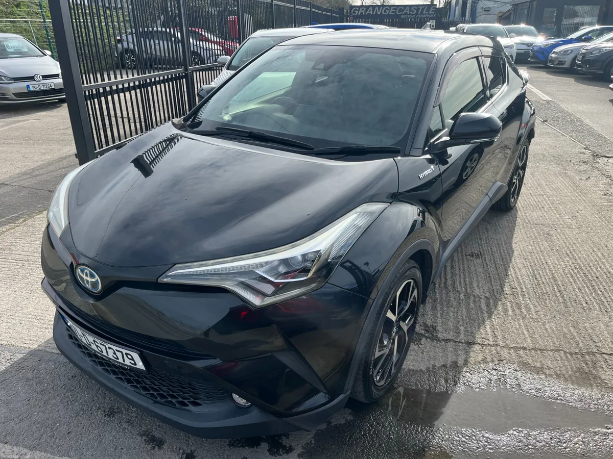 Toyota C-HR 2017, 1.8 HYBRID AUTO LOW KM HIGH SPEC - Image 3