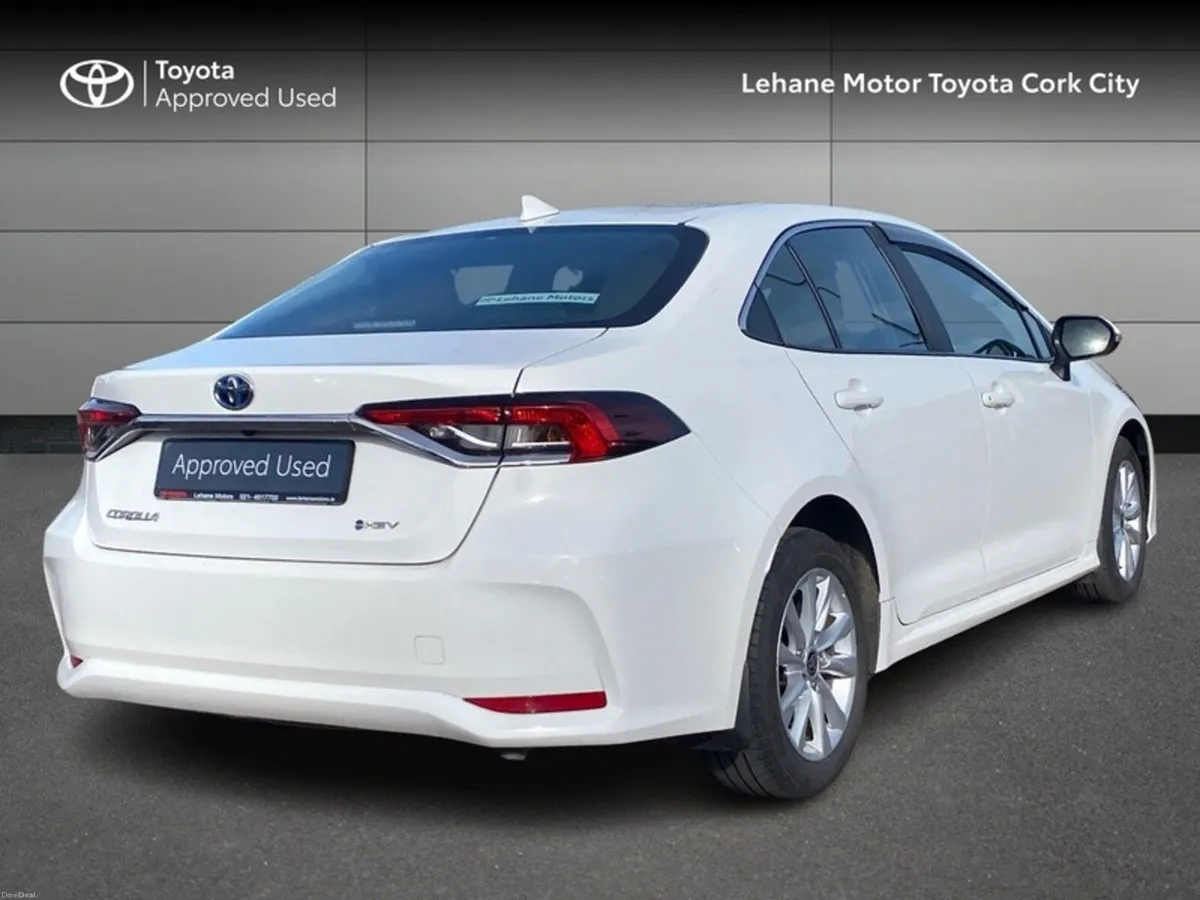Toyota Corolla COROLLA SALOON LUNA - Image 2