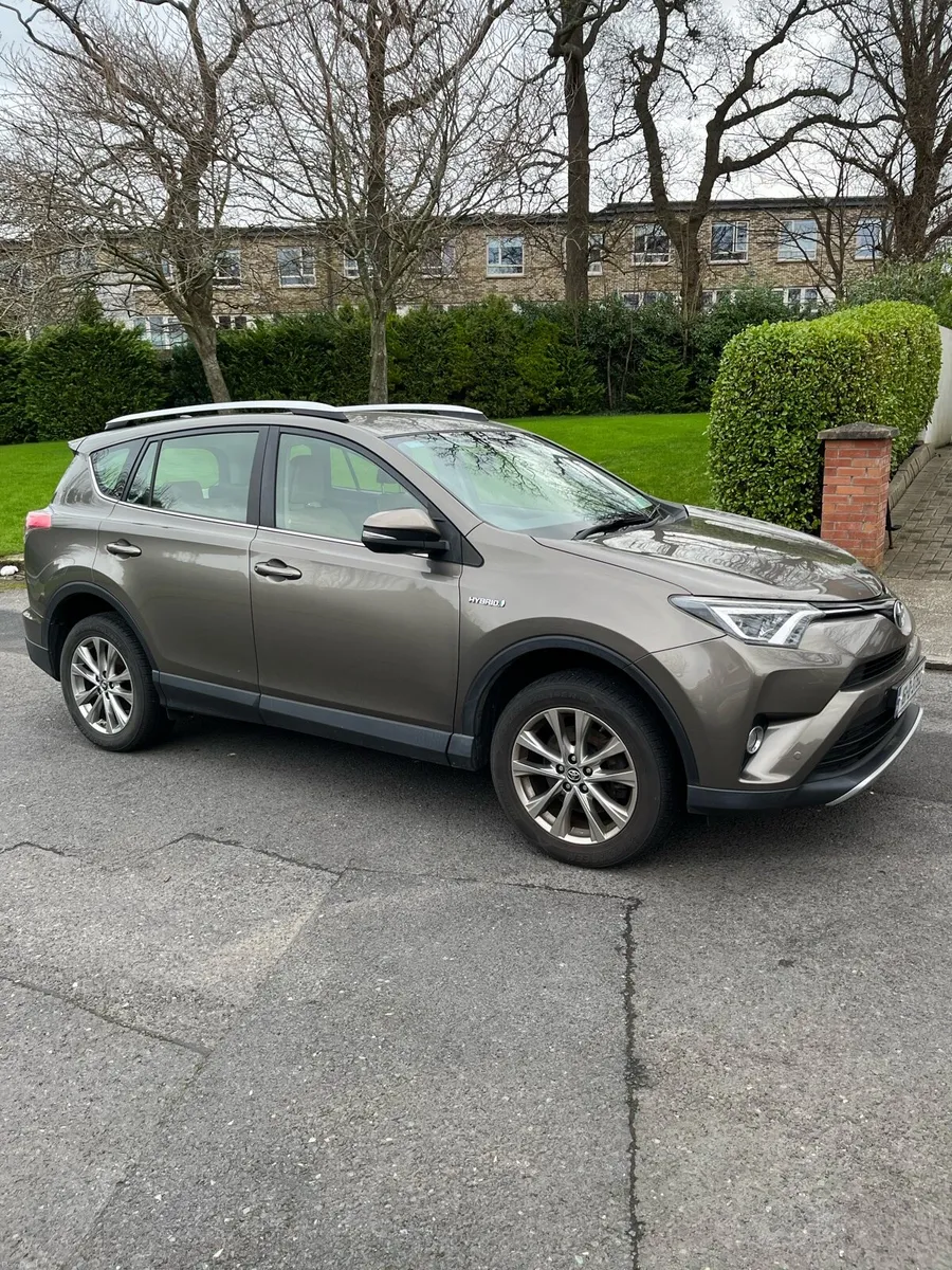 Toyota Rav 4 Automatic 2.5 Hybrid 2016 - Image 2
