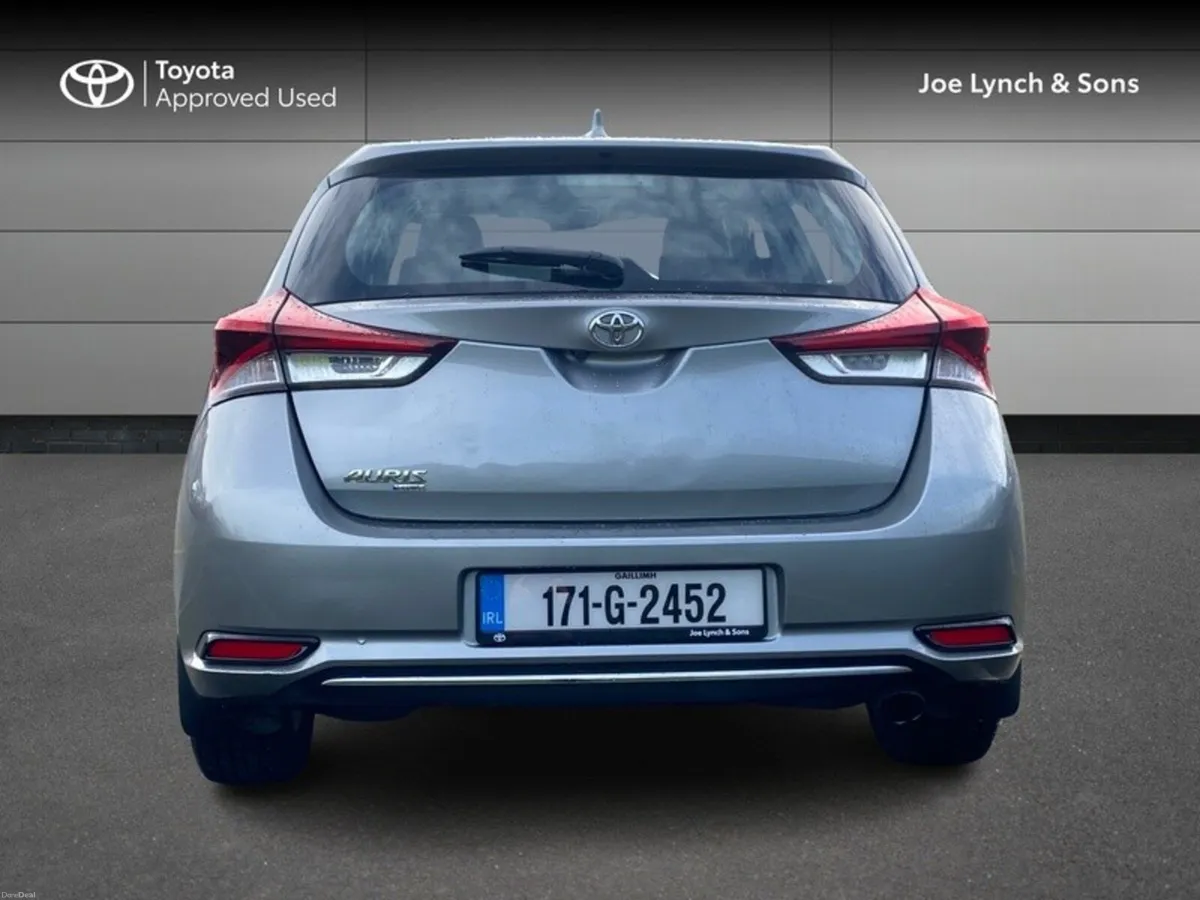 Toyota Auris AURIS 1.2T LUNA 5DR - Image 4