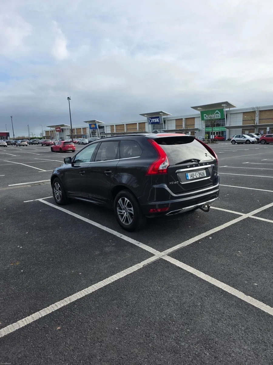 Volvo XC60 - Image 3