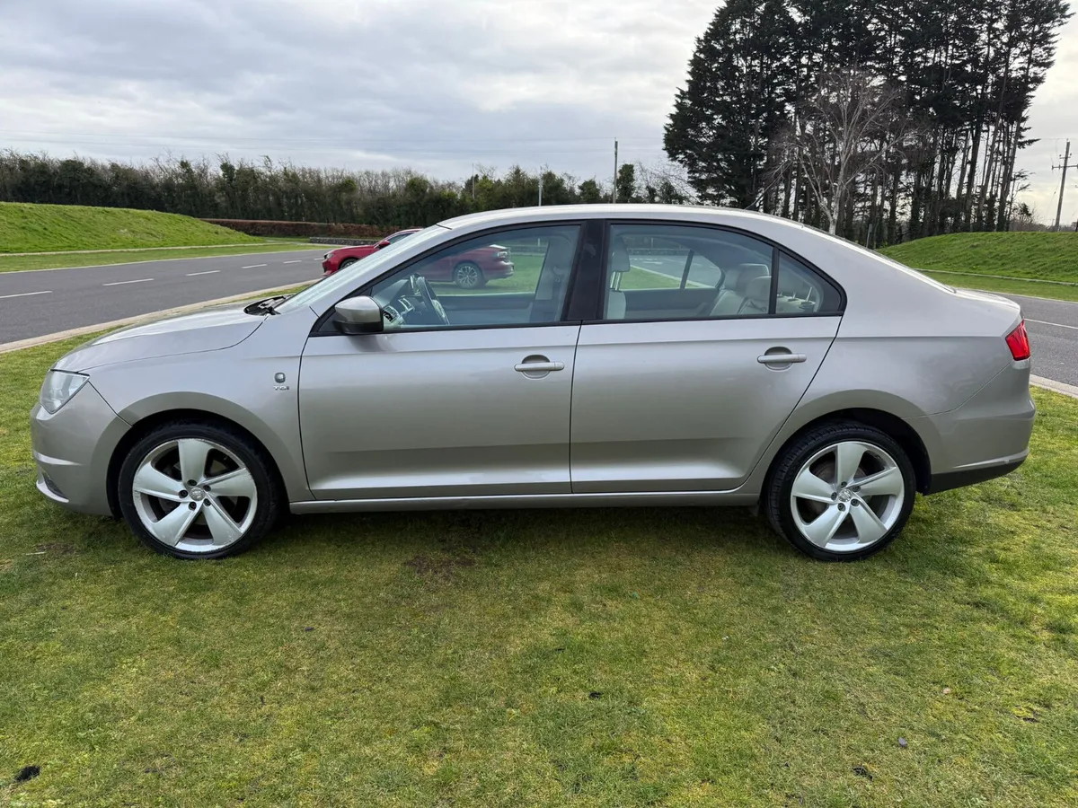 1.6 TDI LOW MILEAGE HIGH SPEC - Image 4